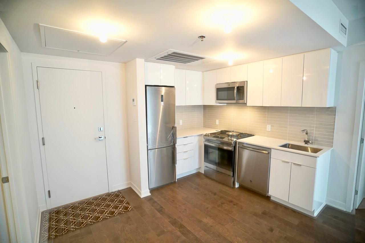 1182 Rue Crescent #207 - Photo 4 of 15