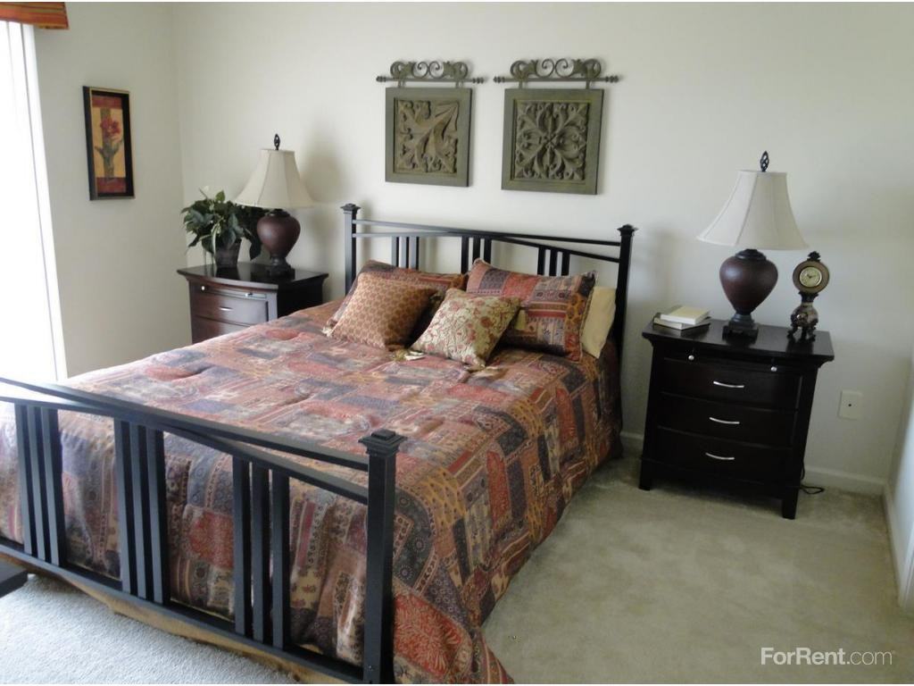 Stoneridge Apartments - Photo 3 of 5