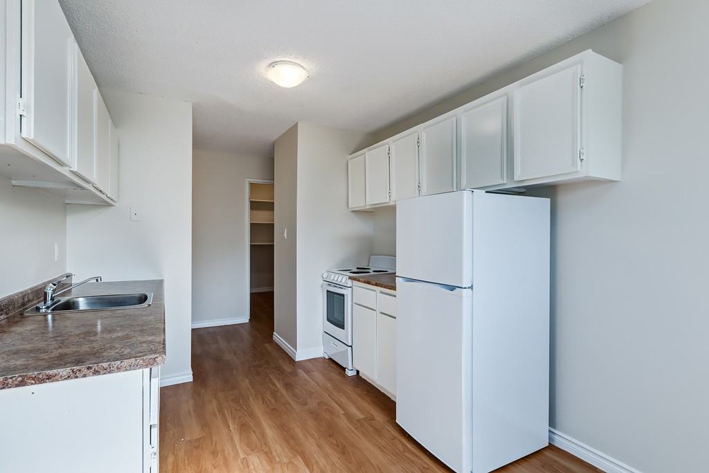 West Ridge Apartments 208 Avenue V S, Saskatoon, SK S7M 3E3 Zumper