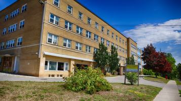 featured image of 200 St Lukes Ave