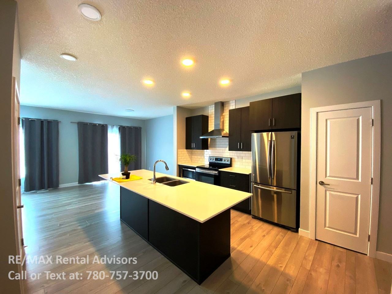 9940 223 St Nw - Photo 2 of 18