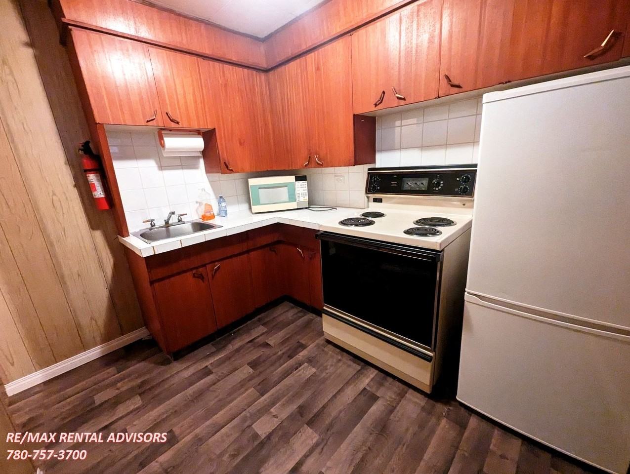 BSMT 12834 70 Street Northwest - Photo 3 of 7