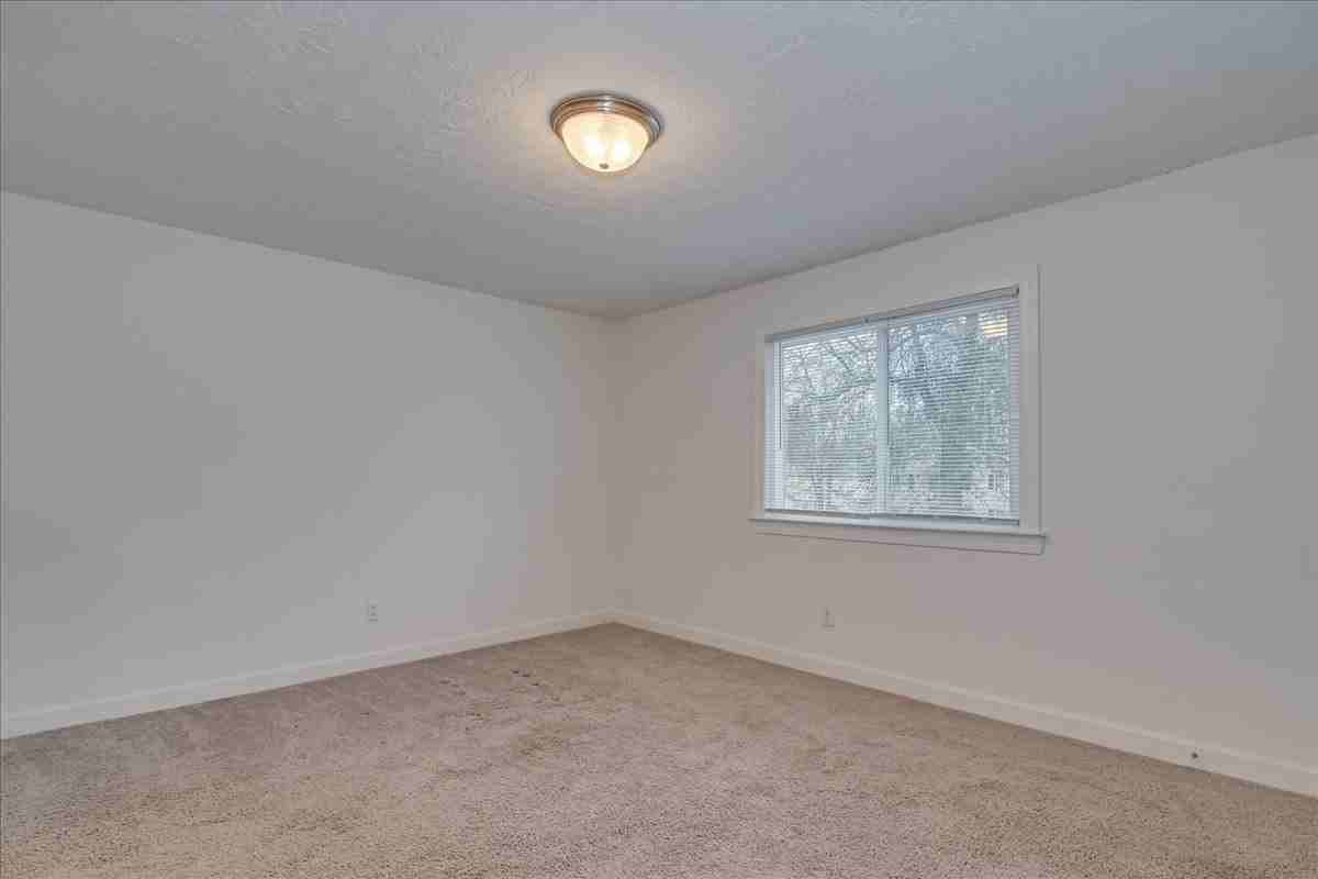 4015 Wheeler Woods Rd Apt C #4015CTYBEE - Photo 4 of 24