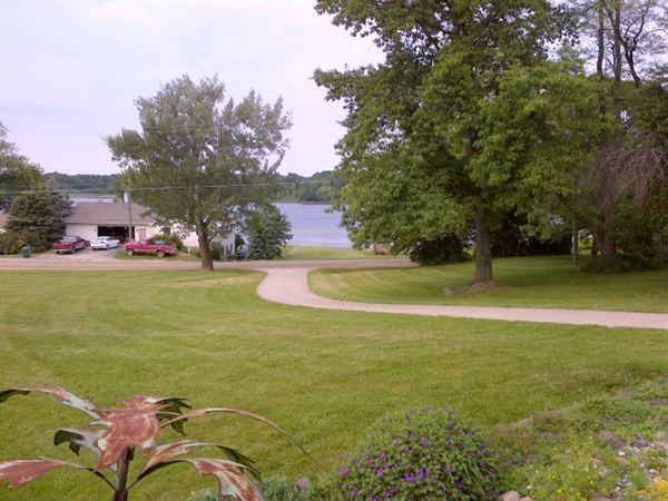 4678 Cedar Lake Rd - Photo 3 of 9