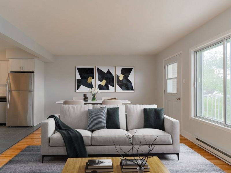 Delmar Apartments in Oneida, PointeClaire, QC H9R None Zumper