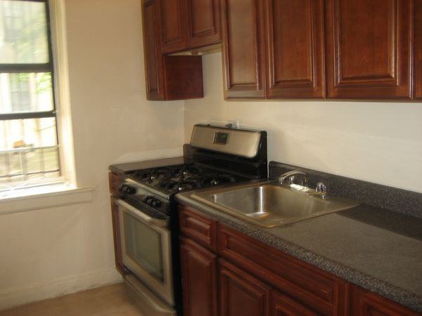 Parkside ave - Photo 3 of 10