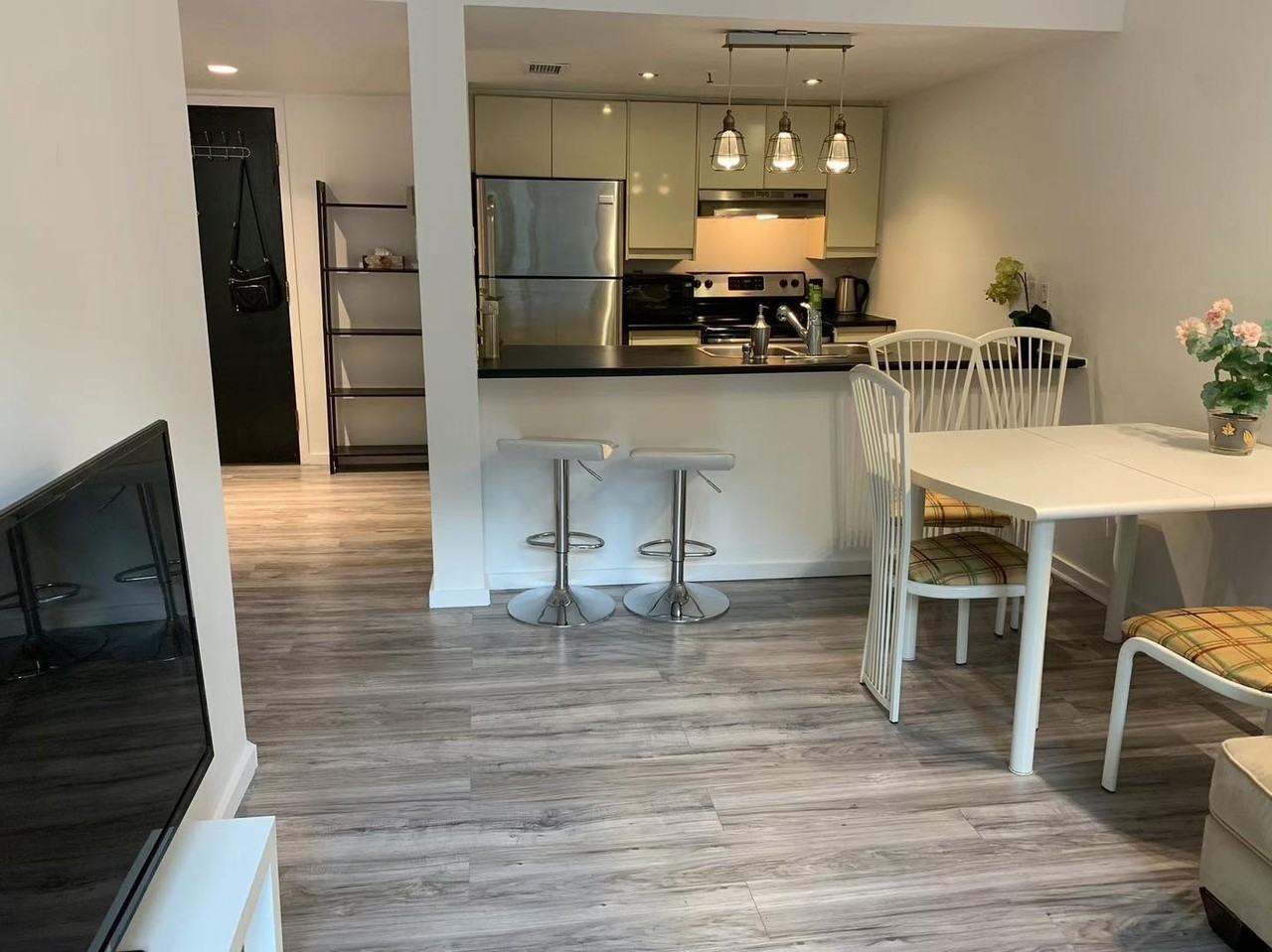 1625 Avenue Lincoln, Montréal, QC H3H 2T7 Room for Rent PadMapper