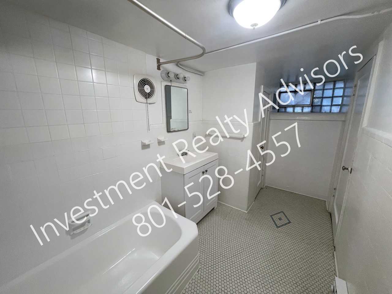 224 1/2 N Canyon Side Rd - Photo 6 of 11