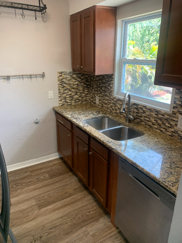 3030 5th Ave N - Photo 3 of 21