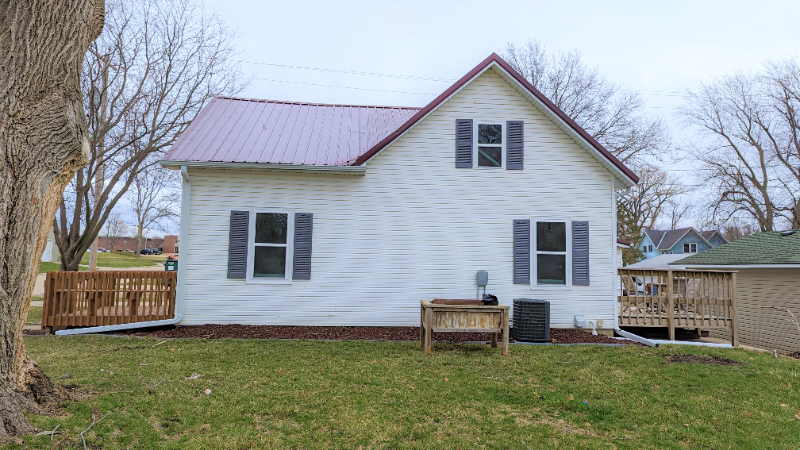 407 E Grundy Ave - Photo 3 of 35