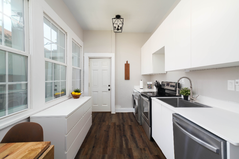 1002 West Mulberry Avenue - Photo 6 of 14