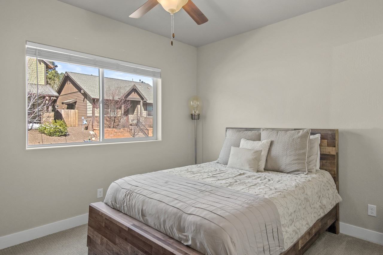 2930 S Pardo Calle #1 - Photo 5 of 38