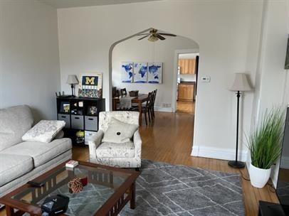 521 Beloit Avenue - Photo 2 of 11