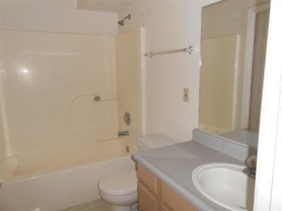 Silver Sage Apartments - Photo 2 of 10