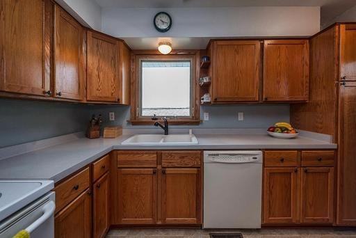 11407 W Mt Vernon Ave - Photo 3 of 4