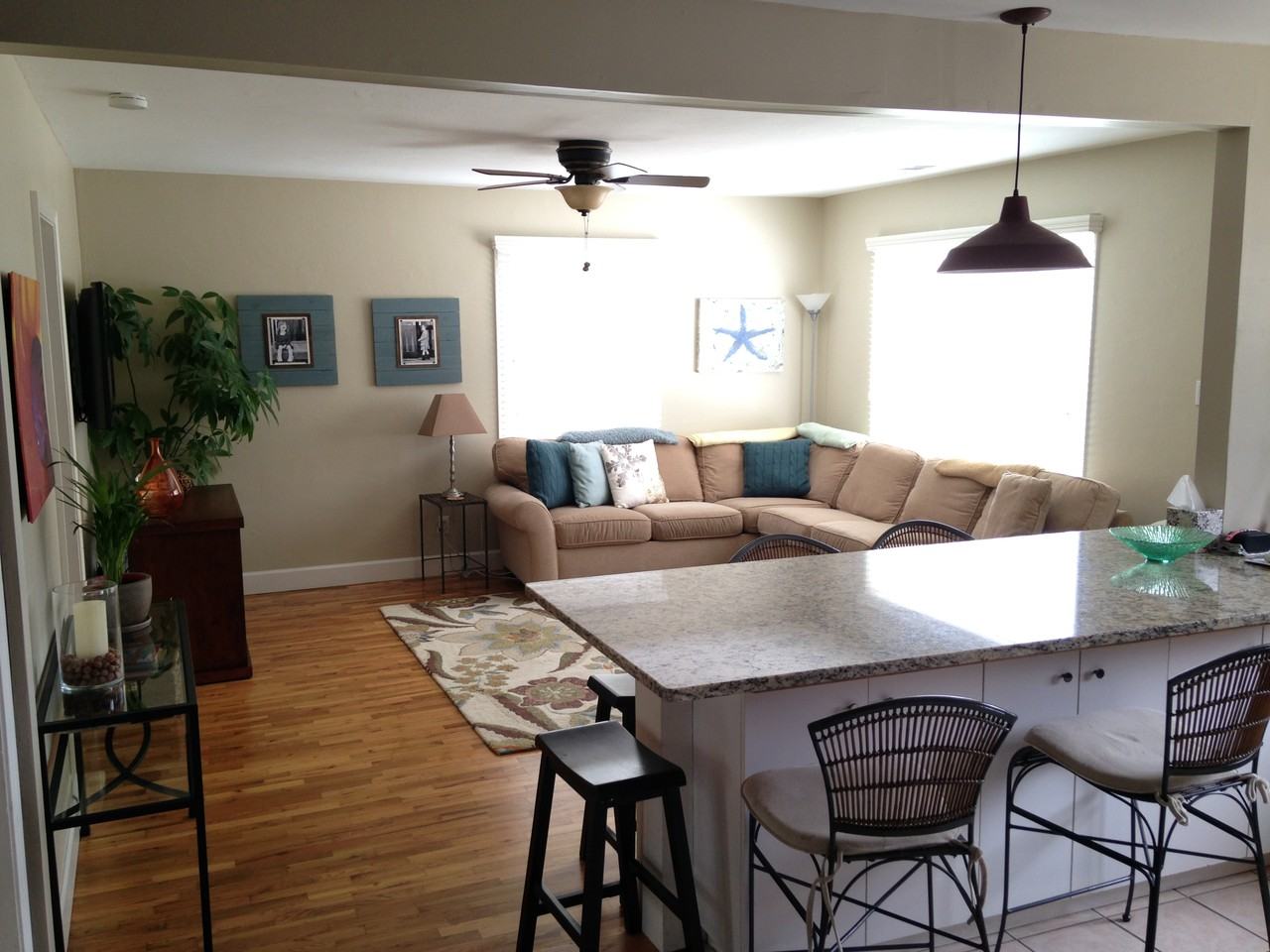 129 Leeward Ave - Photo 3 of 9