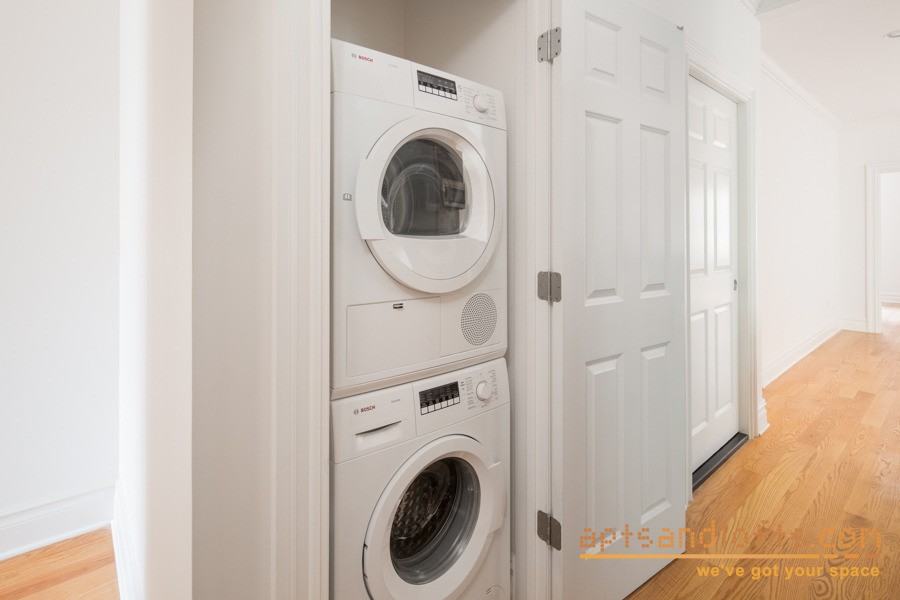 329 Lincoln Pl #2F - Photo 3 of 8