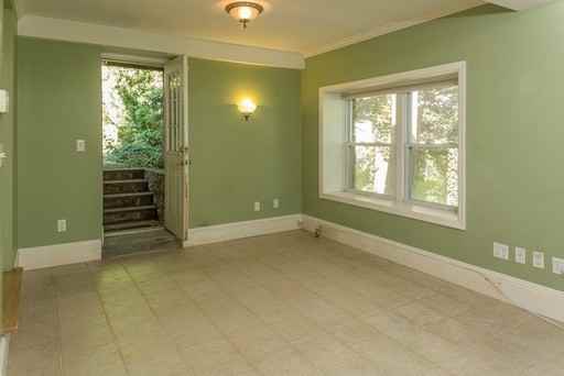 11 Vine St - Photo 2 of 28