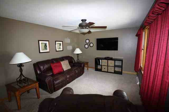 908 Knollside Rd - Photo 2 of 13