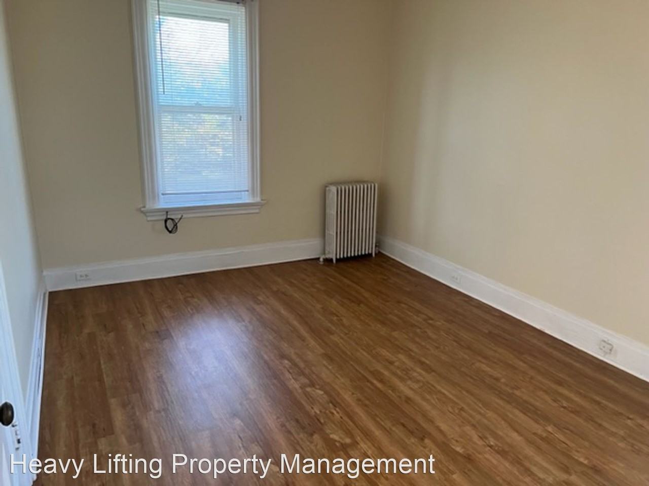 599 2nd St 599 2nd St - Photo 3 of 7