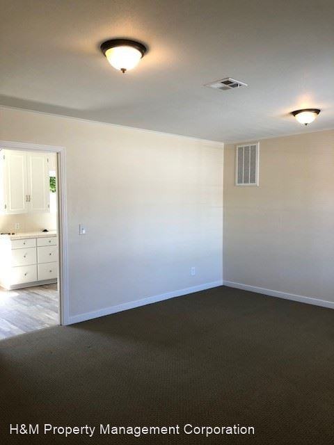 1118 Victoria St - Photo 3 of 16