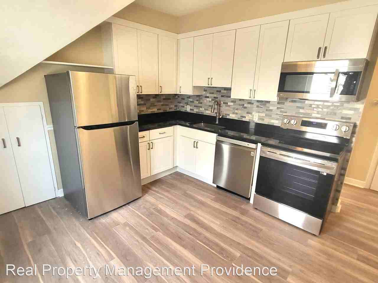 50-52 East George Street - Photo 2 of 8