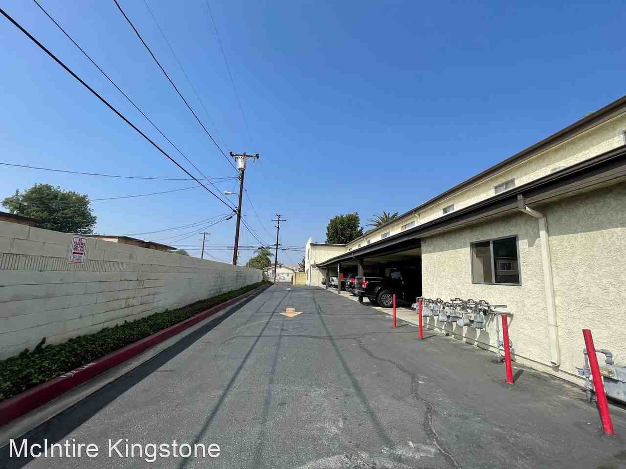 STUNNING APARTMENT! GREAT LOCATION! POOL PROPERTY - Photo 2 of 13