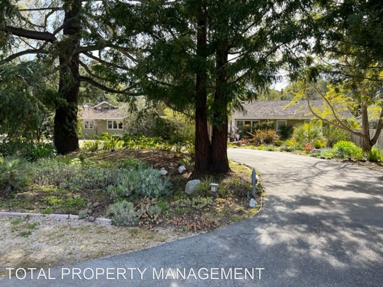 43 Adam Way - Photo 2 of 17