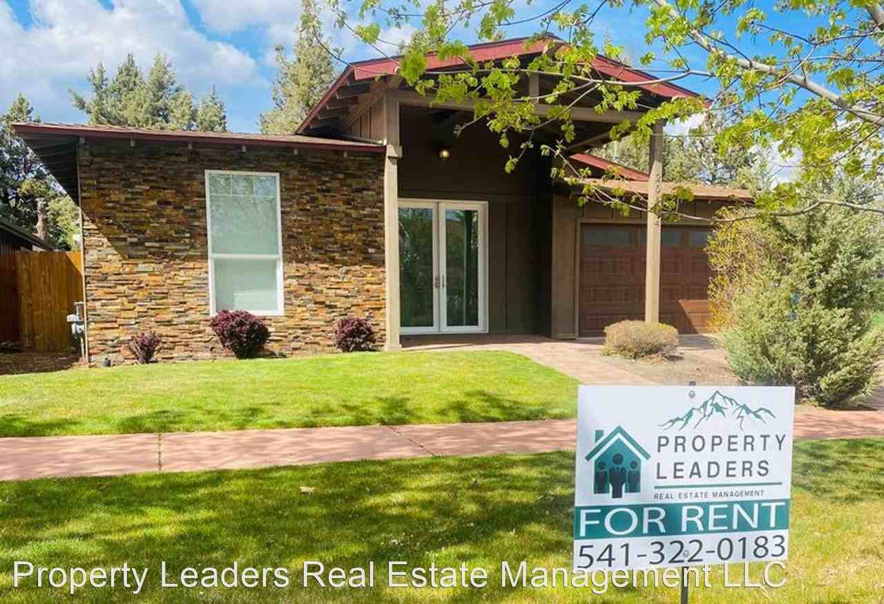 20634 Silas Dr - Photo 2 of 13