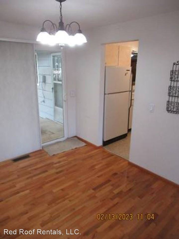 10609 Russell Rd Sw - Photo 3 of 9