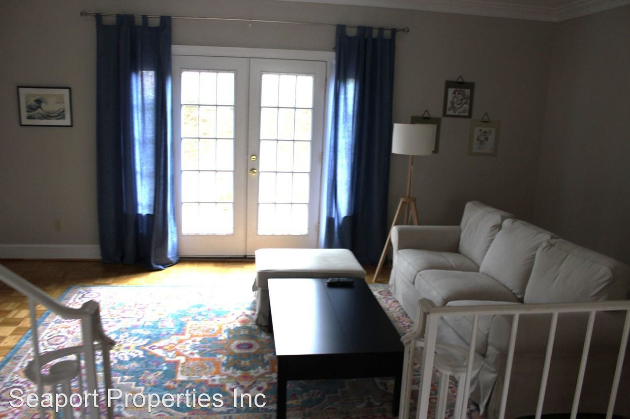 510 Tobacco Quay - Photo 3 of 14