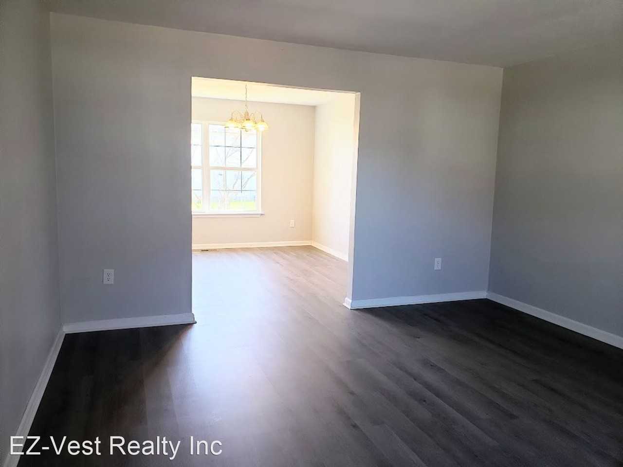 207 Dan Leigh Ct - Photo 3 of 23