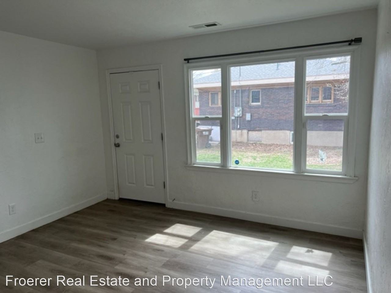 163 E Commonwealth Ave - Photo 3 of 5