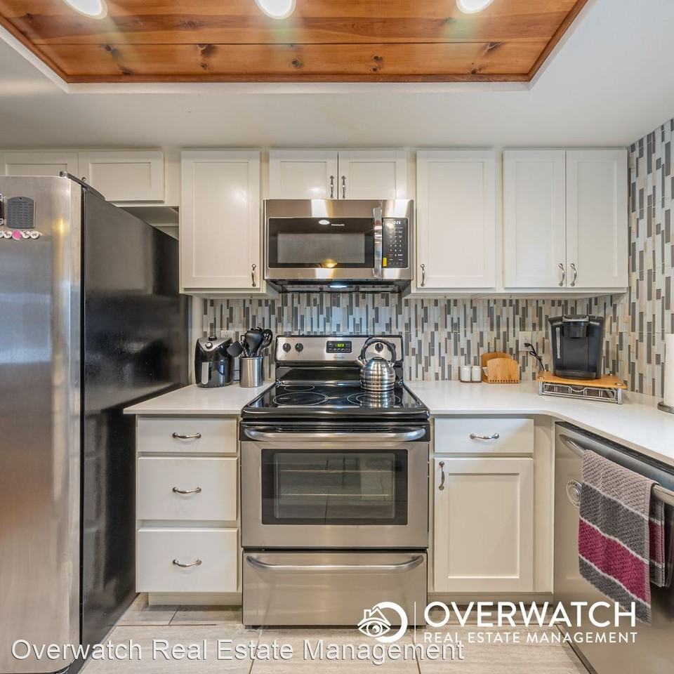 9300 Arlene Dr #101 - Photo 3 of 10