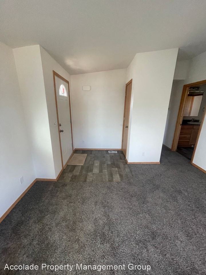 7293 Kittitas Hwy - Photo 2 of 13