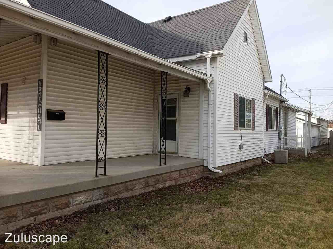 228 Dearborn St - Photo 2 of 3