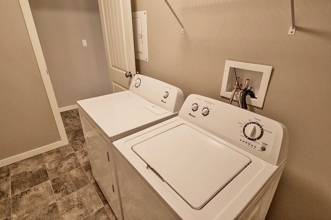 Upper Montney - Photo 3 of 8