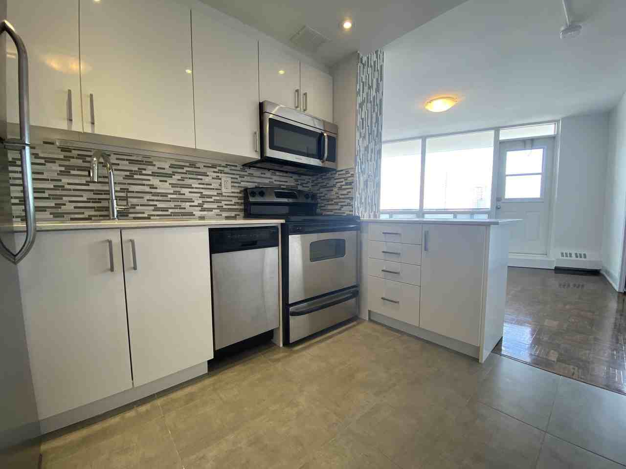 50 Alexander Street Apartments 50 Alexander St, Toronto, ON M4Y 1B6