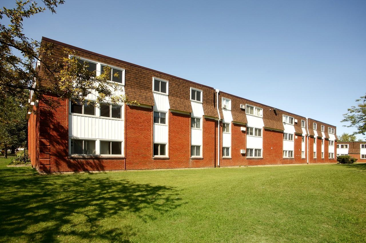 Sycamore Apartments 2625 26012625 Sycamore Drive, Windsor, ON N8T 2Y8 Zumper