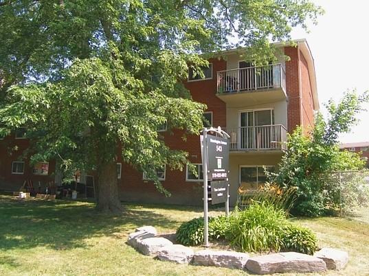 135 Connaught Avenue & 543 Mornington Avenue Apartments 135 Connaught