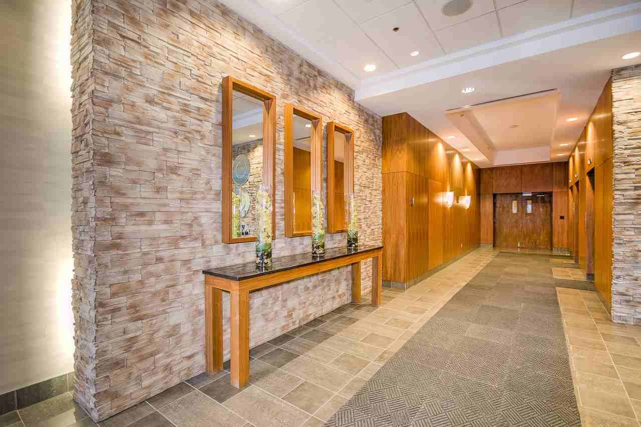 Le 400 Sherbrooke ouest - Photo 3 of 11