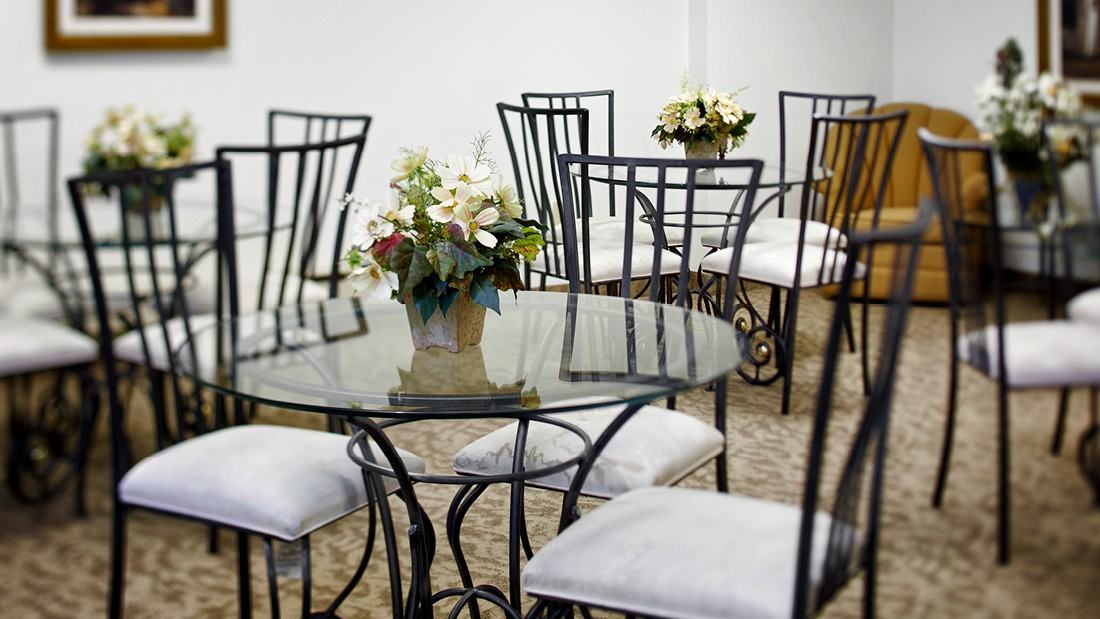 Tomken Place Apartments 935 Dundas St E, Mississauga, ON L4Y 4B7 Zumper