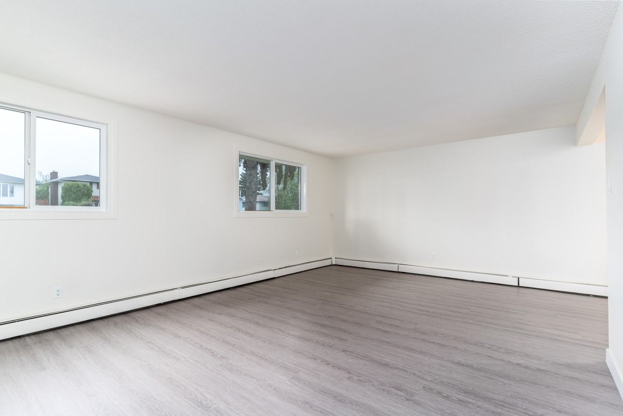 Kew Place - Photo 7 of 14