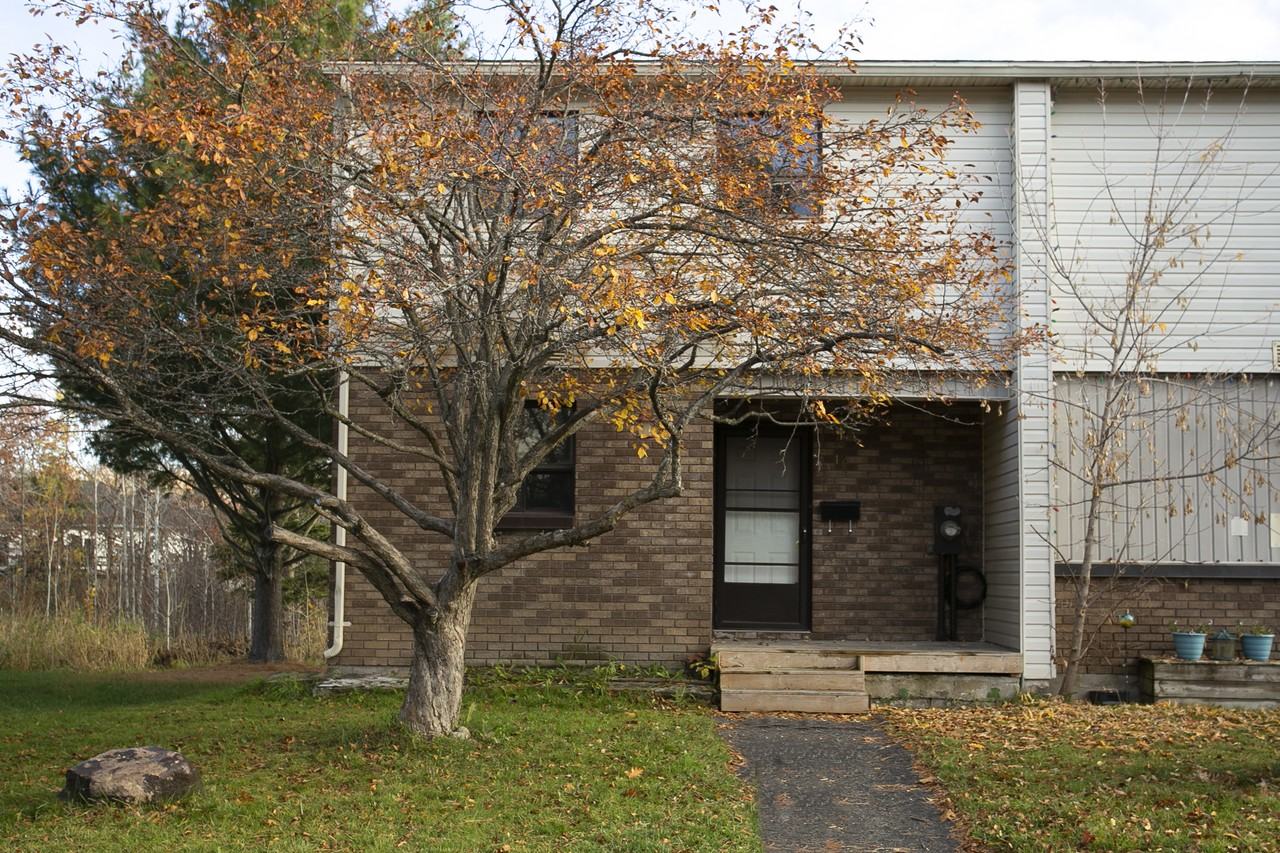 Crystal Heights Townhouses Apartments 24 Clearview Dr, Sault Ste