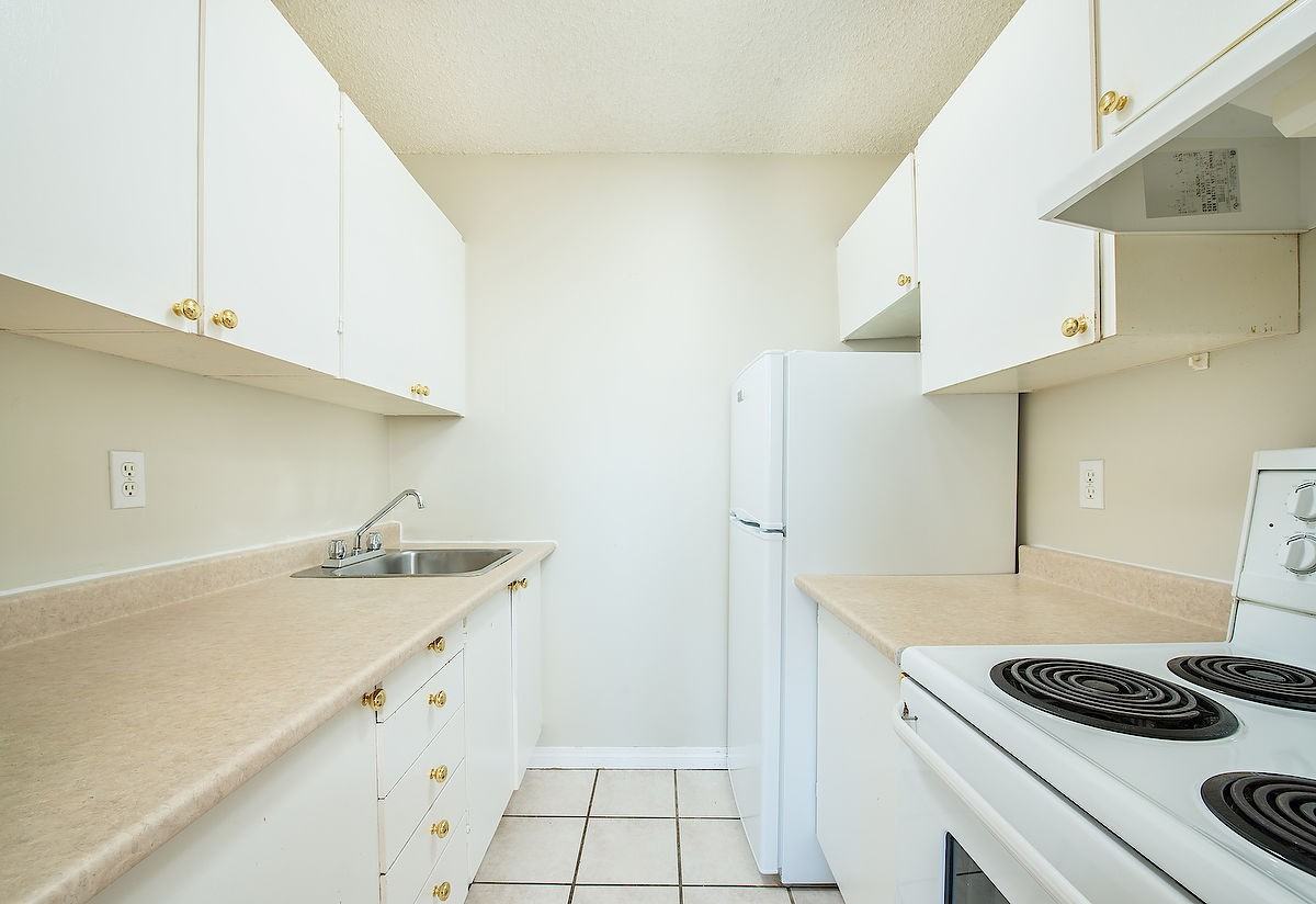 Lexington Place - Photo 3 of 9