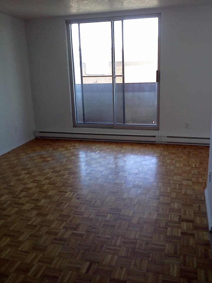 Walkley Square Apartments 1245 Walkley Rd, Ottawa, ON K1V 9S5 Zumper