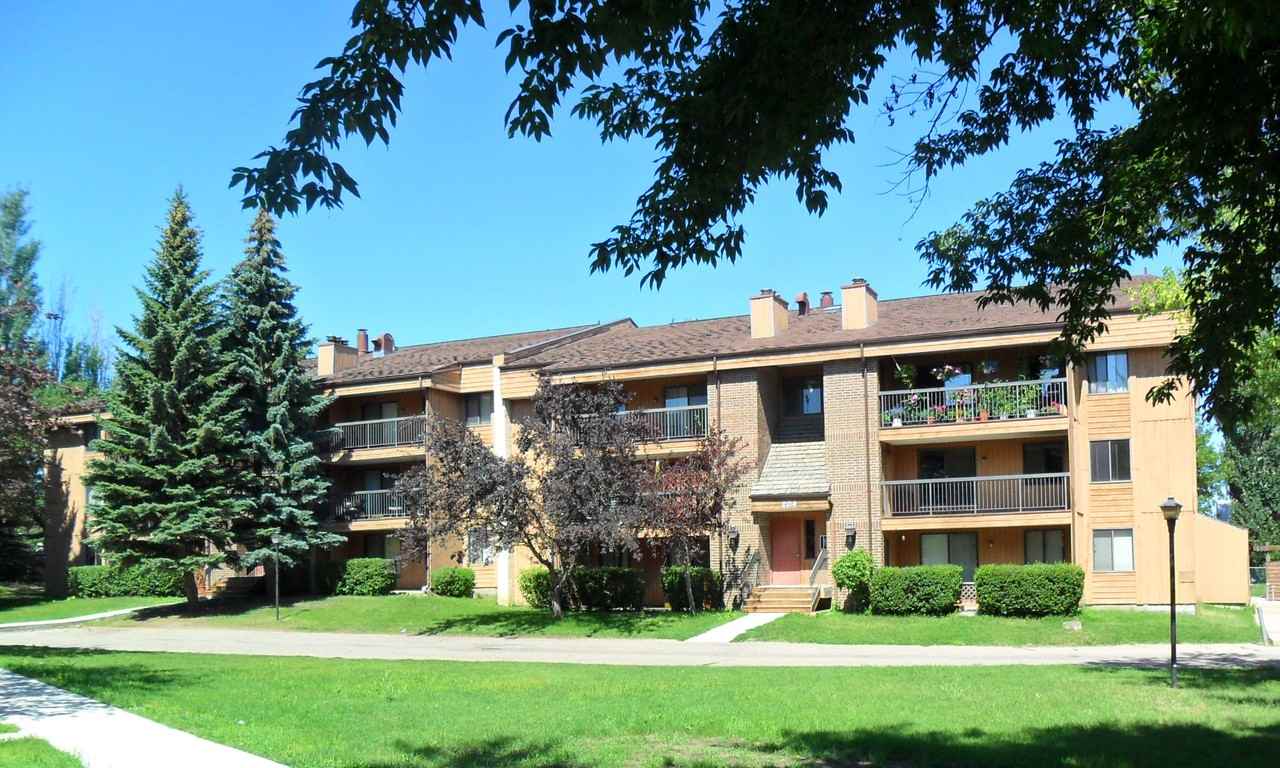Fairmont Village Apartments 226 Fairmont Dr, Saskatoon, SK S7M 4P5