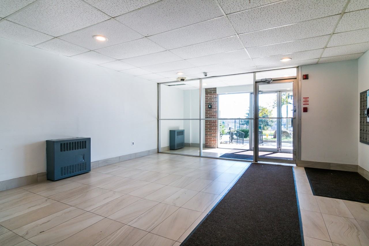 855/857/859 James Street - Photo 3 of 25