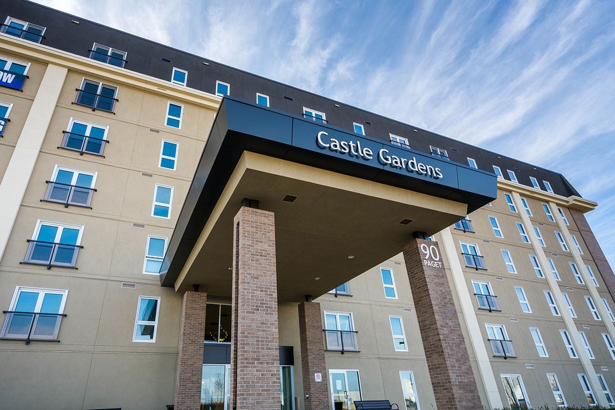 Castle Gardens 90 Paget St, Winnipeg, MB R3P 2T6 Apartment for Rent