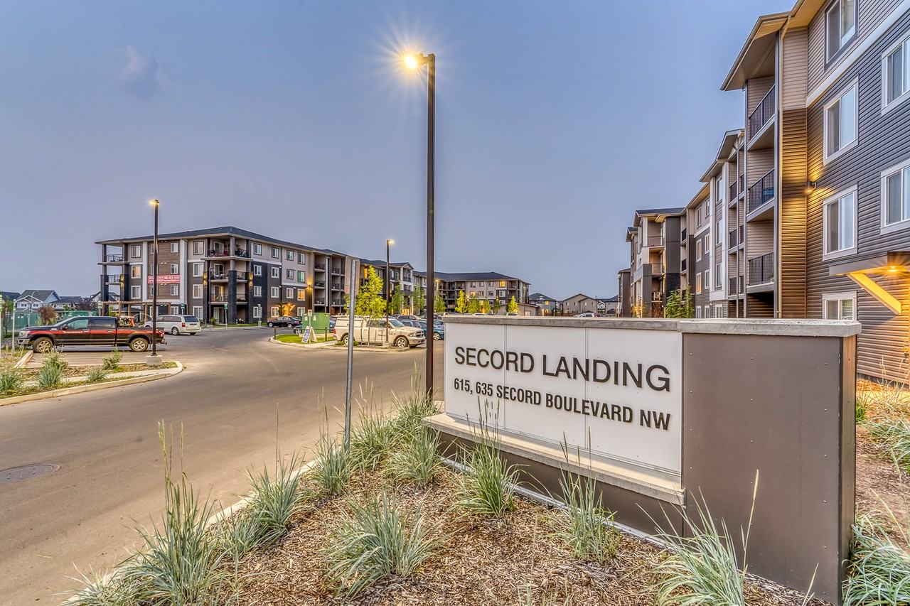 Secord Landing 615 Secord Blvd Nw, Edmonton, AB T5T 7M2 Apartment